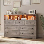 Commode 7 tiroirs avec lumières LED et station de charge – Meuble de rangement en bois avec compartiments ouverts pour chambre à coucher