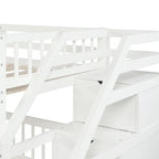 Lit mezzanine double sur lit double en bois avec escalier, balustrades hautes et échelle