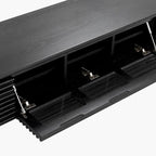 Meuble TV minimaliste avec tiroirsConsole multimédia en bois massif avec placards, porte abattante, placage noyer, entièrement assemblé