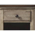 Table d'appoint Plymouth marron en bois par Flexsteel - 16 x 23 x 23