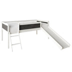 Lit mezzanine bas classique double CraftPorch avec tableau noir, toboggan et échelle